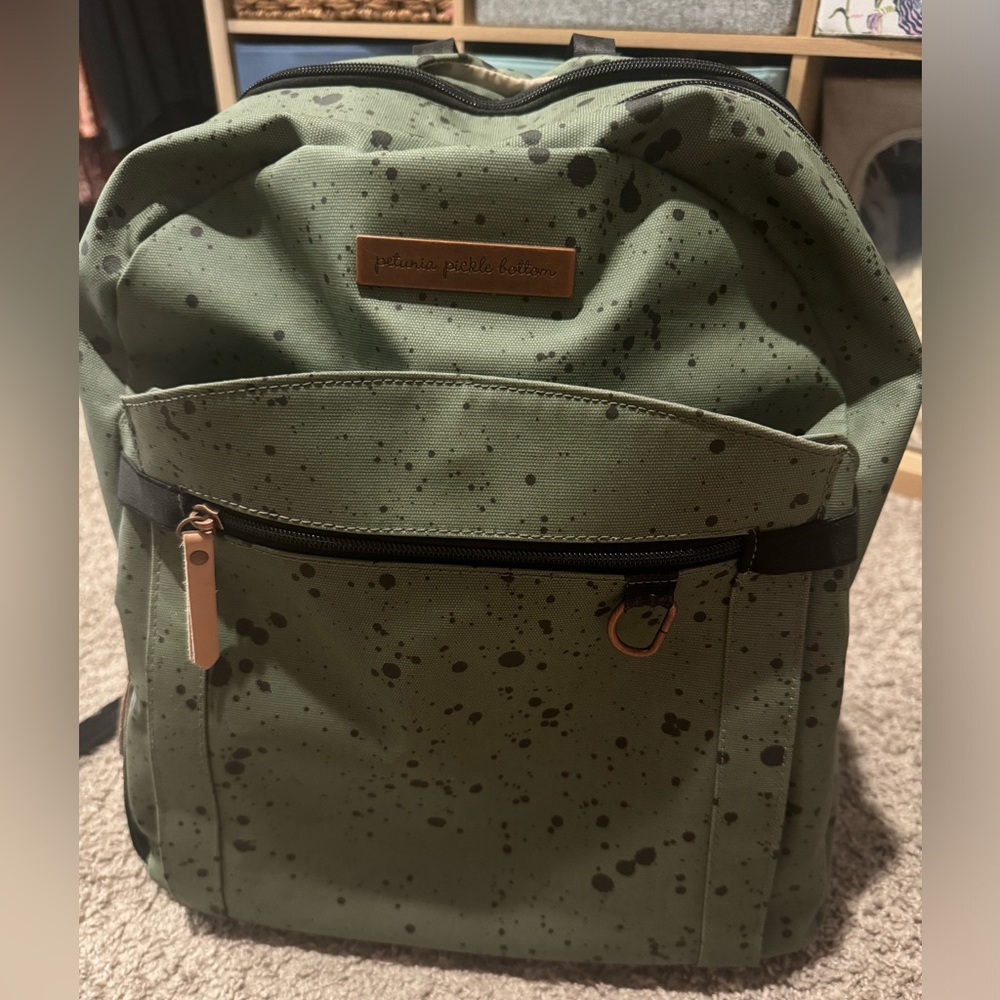 Petunia pickle bottom diaper/pump bag
